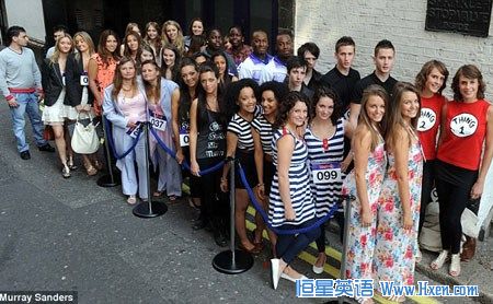 ������˫��̥����6��21����Ӣ���׶ؾ���