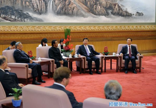 Chinese Vice President Xi Jinping meets with the delegates of the Poverty Alleviation Conference of the International Conference of Asian Political Parties in Beijing, capital of China, July, 19, 2010.     (Xinhua/ Li Tao) (wy) 