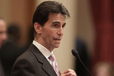 ����������Ҫ��ѧУ��ͬ������ʷ��