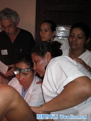 Dr. Art Levit, (left) a PINCC volunteer, supervises doctors during an examination in Jalapa, Nicaragua.
