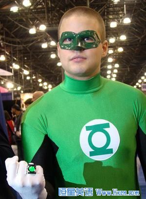 This is a Green Hornet lookalike, but the outfit is not atypical for true-life vigilantes who throw themselves into their roles.  
