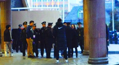 ������Э���鳤�����Ϻ�Ů���� �ѱ���Эְͣ���