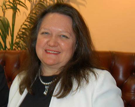 ���޿�ҵ����ȫ��Ů�׸� �ʲ�284����Ԫ