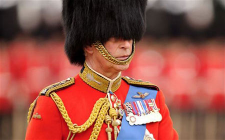 ���˹���ӽ���Ӣ��������Ԫ˧