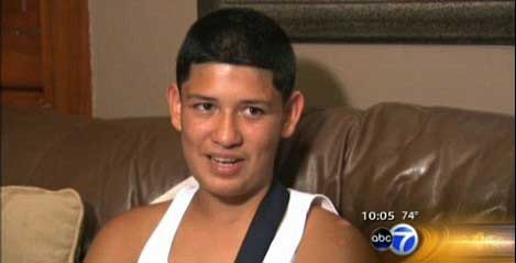 ��13���к�Ӣ�۾��� ͦ����ǹ�漣����