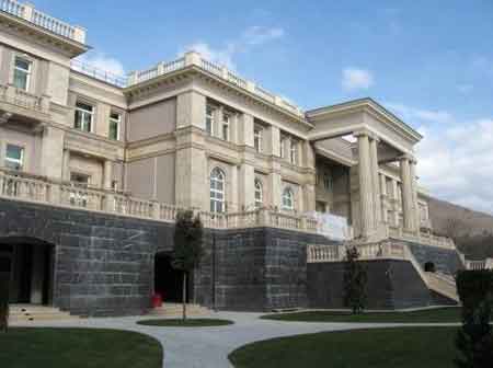 �վ��ں����������ع� ���10����Ԫ