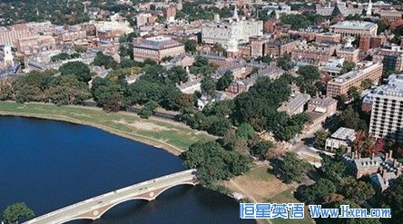 ���ڹ���ľ�����ֱ��ج��