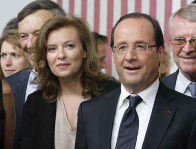 ������־���ǵ�һŮ��Ӿװ�� ����2000ŷԪ