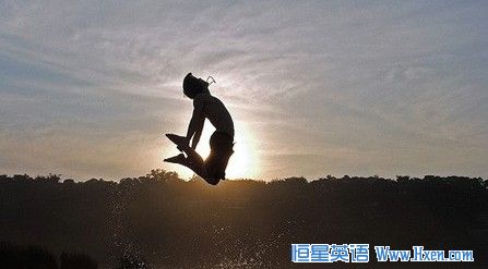 7���򵥺�ϰ�� �����µ�һ������������