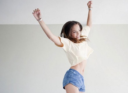 �ùݶ�ϰ���ع⣺�п���Ƭ Ů͵��ױƷ