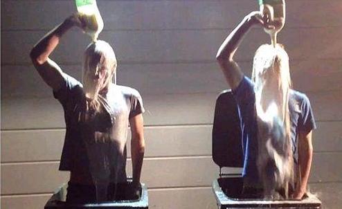 Ӣ����ѧ������Լ� ͷ��ţ������ѧ���·糱