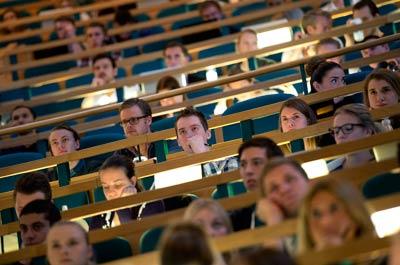 һ��Ϊ��<a href=http://www.hxen.com target=_blank class=infotextkey>ѧϰ</a>:��ѧ���ڹ��в���