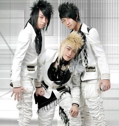 Խ�Ϸ��������HKT���� ����������Ϲ˫��