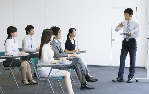 ѧ<a href=http://www.hxen.com target=_blank class=infotextkey>Ӣ��</a>:�й�Ů����������,����������