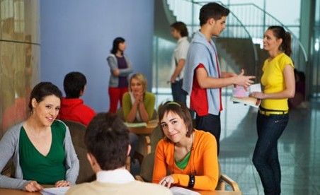 ��Ĵ�ѧ�ǲ��Ǳ���