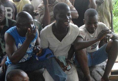 ������̬:���������Ǯ����׬