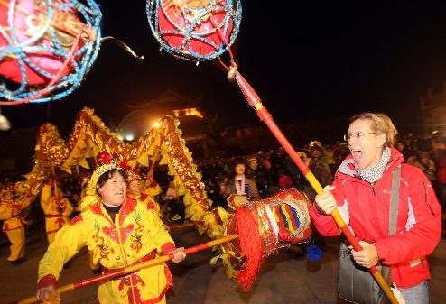 һ���⽻�ٵ��й�����