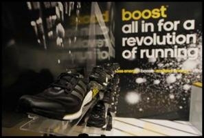 �����Ƴ�������Ь,Ŀ��ֱָ�Ϳ�