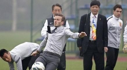 ���˺�ķ�й����人վ ����������ˤ��