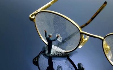 ����۾�����ѷ�ʽ