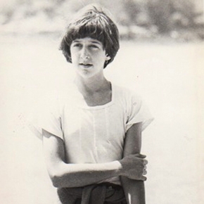 �Ա�ܷ��: ���ױ����ӵ�Ů�Է���