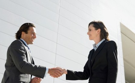 ְ������죺Ů����ְ���ϵ�����