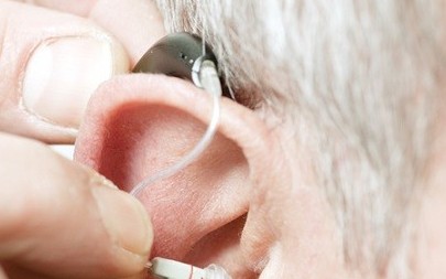 助听器:许多老人的奢侈装备