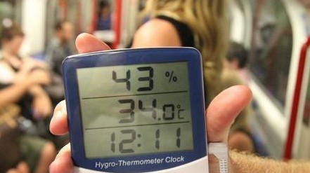 Ӣ����������760�ˣ�Ϊ��30����������