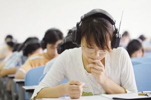 �������µ��и߿�<a href=http://www.hxen.com target=_blank class=infotextkey>Ӣ��</a>��ֵ������