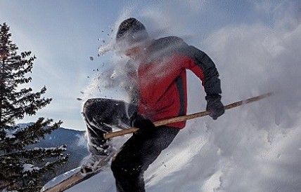 飞驰雪原千年的中国牛仔