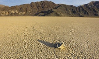 �⿪����ʯͷ���л���֮��