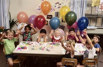 美儿童携带250包海洛因 当糖果派送小朋友