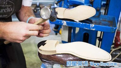 经济学人下载:制鞋业 亚洲花皮鞋