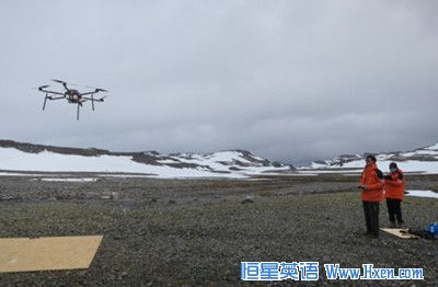 News Plus����Ӣ��:����������ѧ���ַ�ѧԺ���� �й����˻��ϼ�����վ�ɹ��׷�