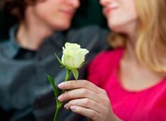 ����Ӣ�����1000�� Unit31��������ʣŮ�ǣ�mp3+lrc��